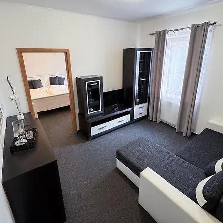 Gader A Restauracia Ramarti 2* Blatnica